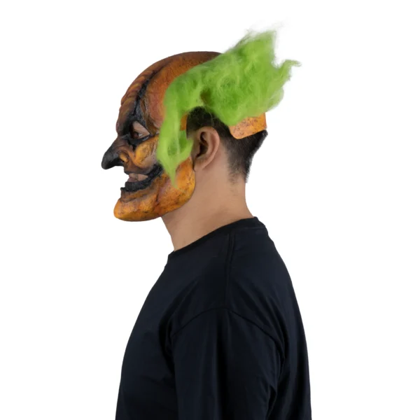 Prankster pumpkin clown