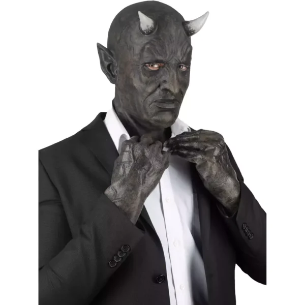 Mephistopheles Hands