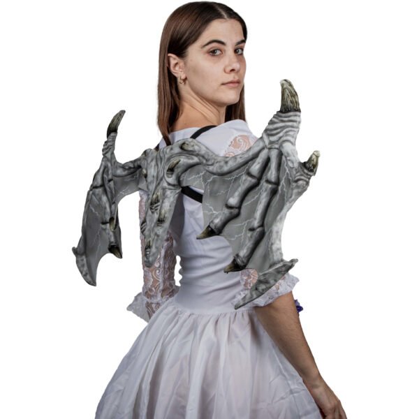 Gray Mythical wings