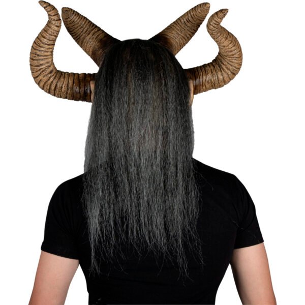 30165_Horned Sorceress (4) Horned Sorceress