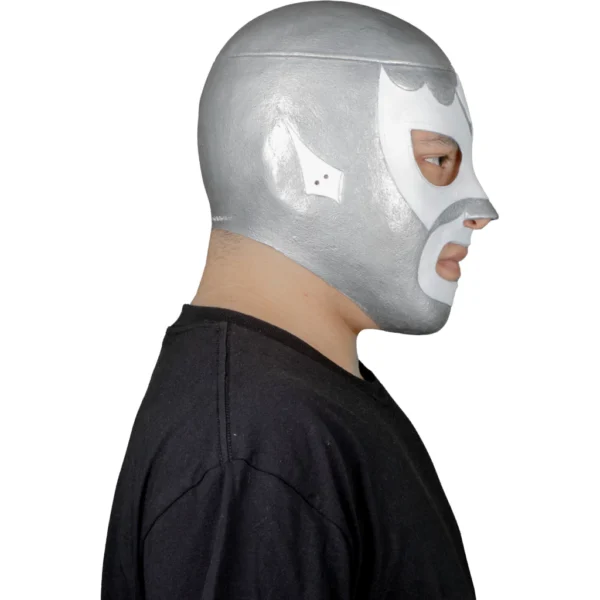 Máscara Látex Luchador Leyenda Plateada – Acabado Metálico Artesanal