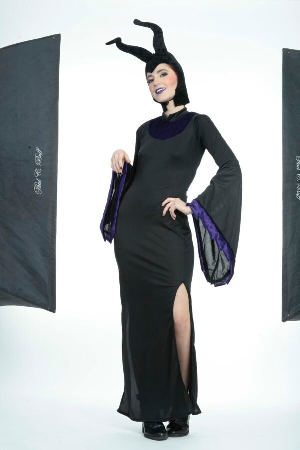 82020_82021_Bewitch (3) Disfraz Bewitch – Vestido Largo Negro de Villana con Tocado de Cuernos y Bastón